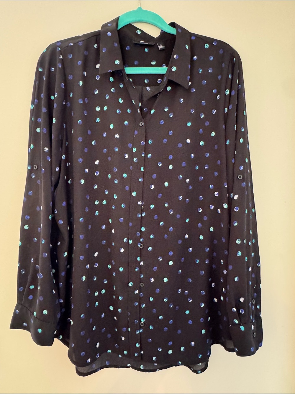 Apt Ladies Classic Black Long-Sleeve Button-Down Shirt with Blue & Teal Dot XL